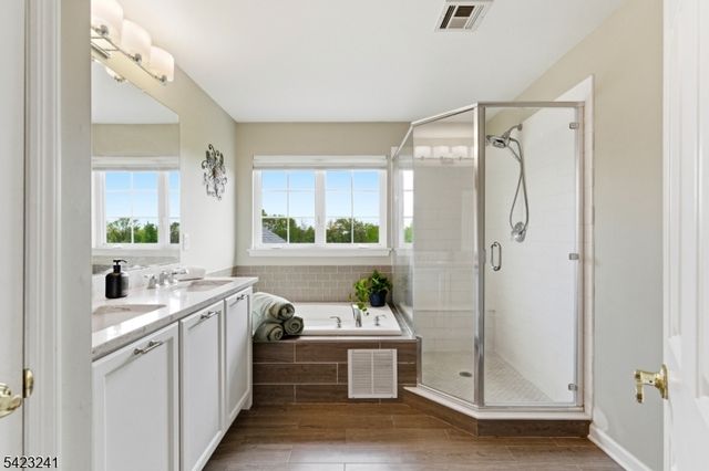 5 Jurgensen Rd, Delaware Twp., NJ 08559
