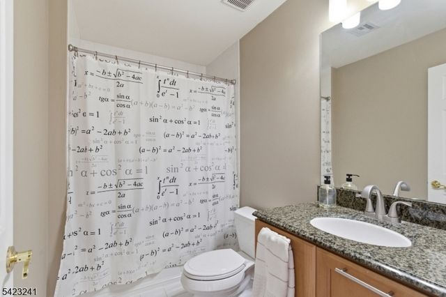 5 Jurgensen Rd, Delaware Twp., NJ 08559