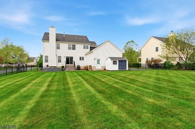 5 Jurgensen Rd, Delaware Twp., NJ 08559