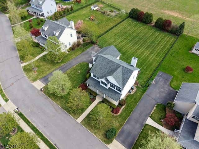 5 Jurgensen Rd, Delaware Twp., NJ 08559