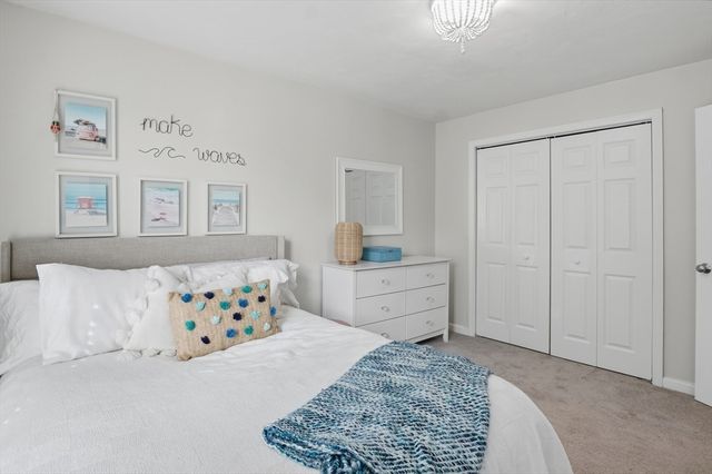 43 Knowlton Circle 43, Upton, MA 01568