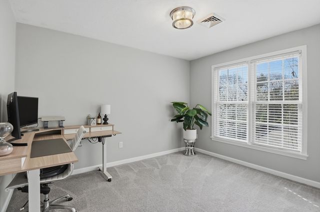 43 Knowlton Circle 43, Upton, MA 01568
