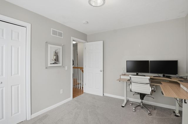 43 Knowlton Circle 43, Upton, MA 01568