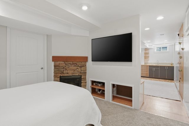 43 Knowlton Circle 43, Upton, MA 01568