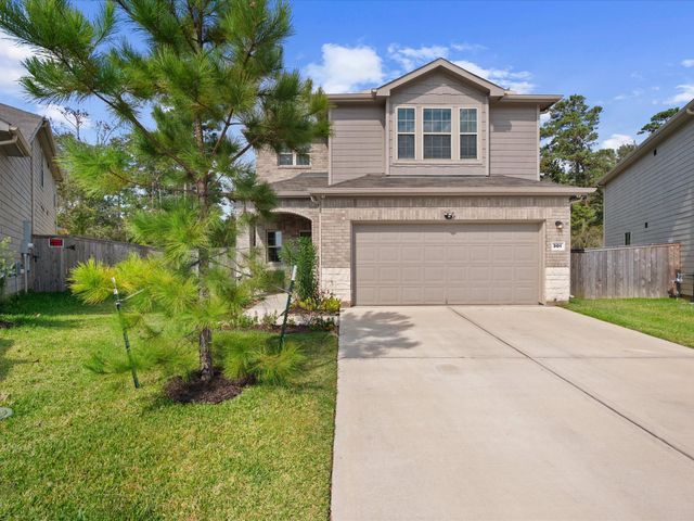 301 Maple Bark Trail, Willis, TX 77378