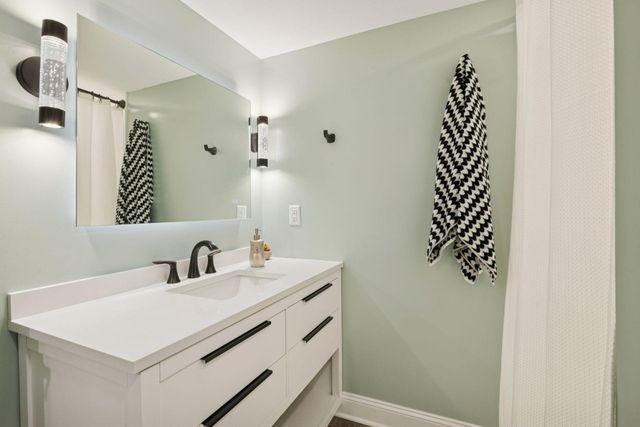 6709 Humboldt Avenue S, Richfield, MN 55423