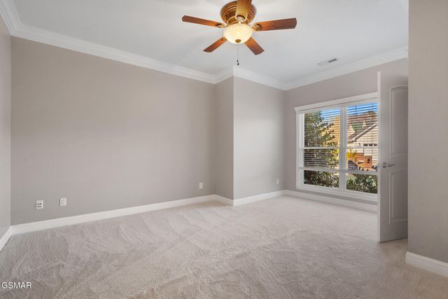 1811 Jordans Creek Way, Sevierville, TN 37876