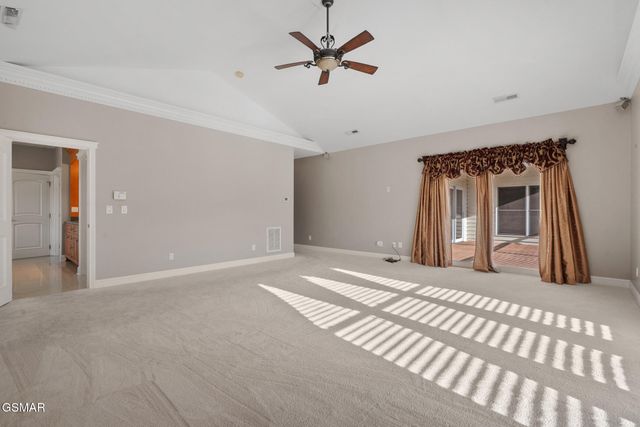 1811 Jordans Creek Way, Sevierville, TN 37876