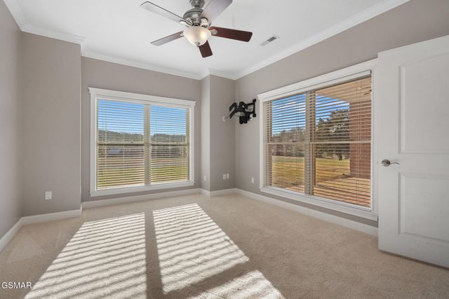 1811 Jordans Creek Way, Sevierville, TN 37876