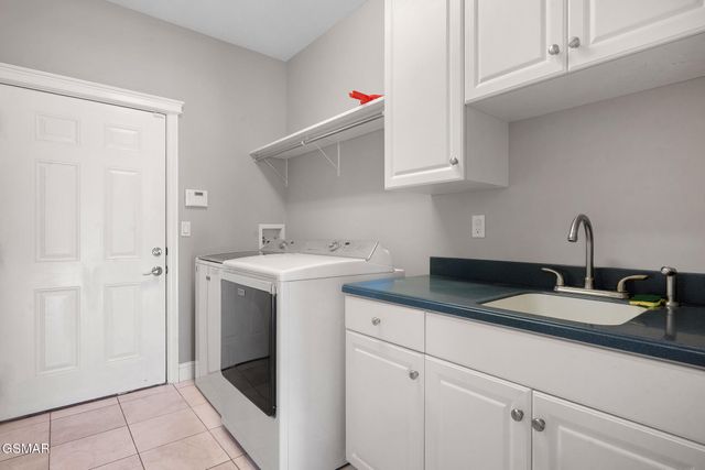 1811 Jordans Creek Way, Sevierville, TN 37876