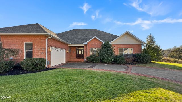 1811 Jordans Creek Way, Sevierville, TN 37876