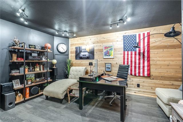 2623 Notre Dame Street NE, Canton, OH 44721