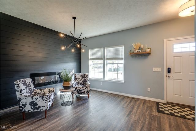 2623 Notre Dame Street NE, Canton, OH 44721