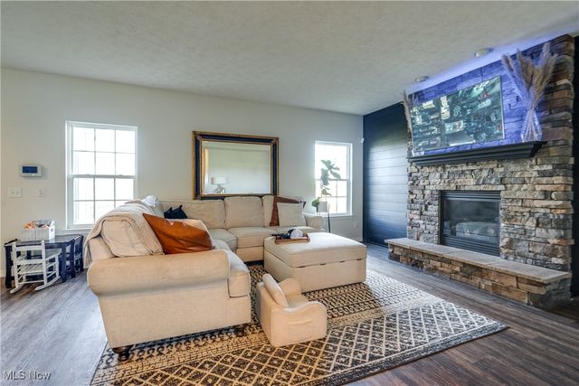 2623 Notre Dame Street NE, Canton, OH 44721