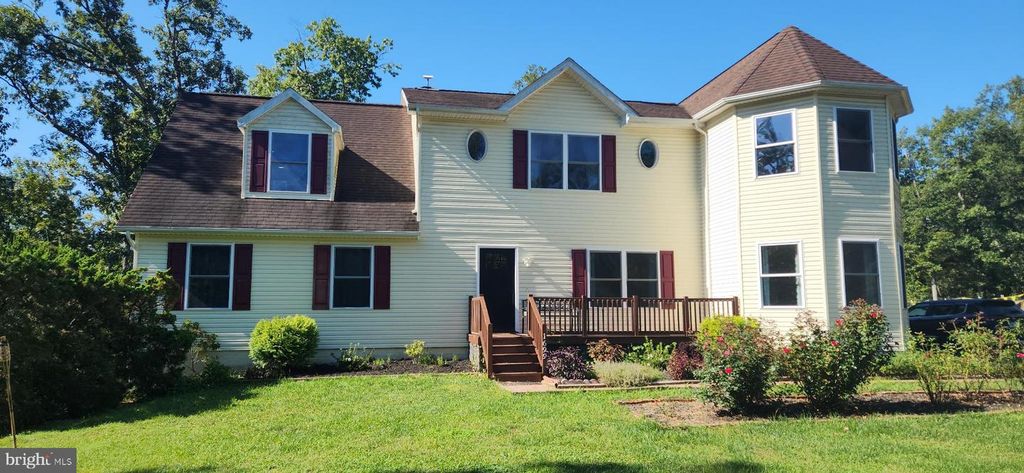 1699 STRASBURG RD, Front Royal, VA 22630