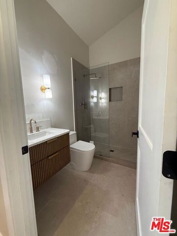 7849 Brighton, Los Angeles, CA 90047