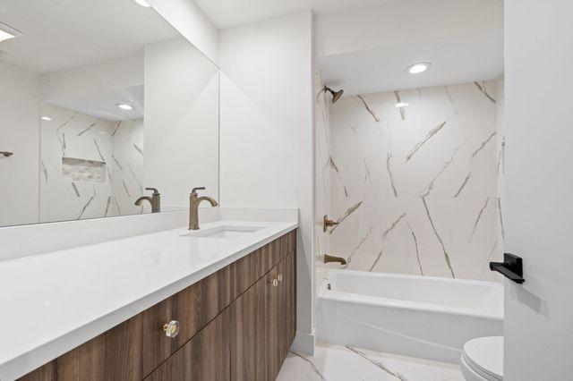 2347 SW Brookwood Lane, Palm City, FL 34990