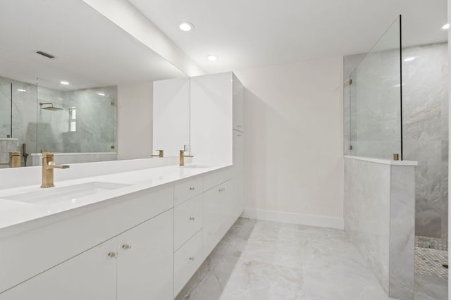 2347 SW Brookwood Lane, Palm City, FL 34990