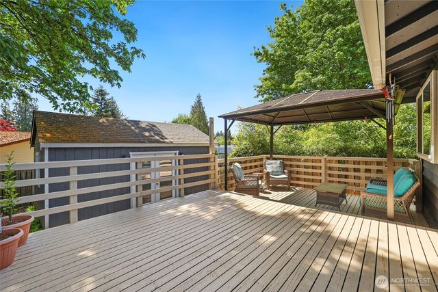 21871 SE 267th Street, Maple Valley, WA 98038