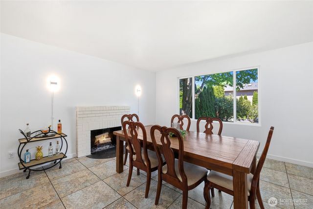 21871 SE 267th Street, Maple Valley, WA 98038