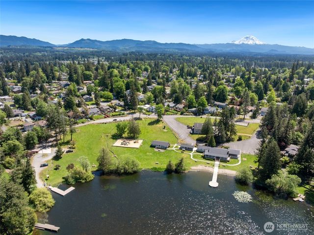 21871 SE 267th Street, Maple Valley, WA 98038