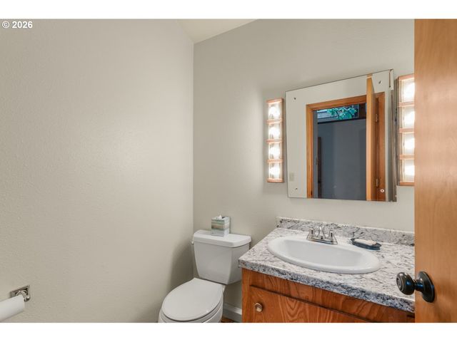 21801 SILETZ Hwy, Siletz, OR 97380