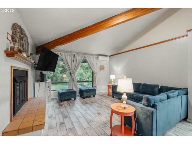 21801 SILETZ Hwy, Siletz, OR 97380