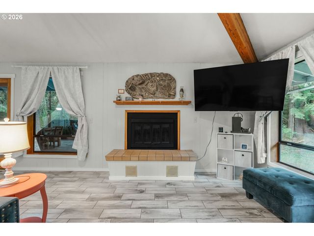 21801 SILETZ Hwy, Siletz, OR 97380