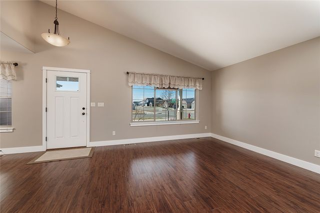 5825 Mountain Front Avenue, Billings, MT 59106