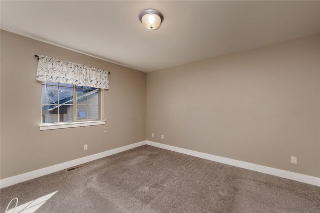 5825 Mountain Front Avenue, Billings, MT 59106