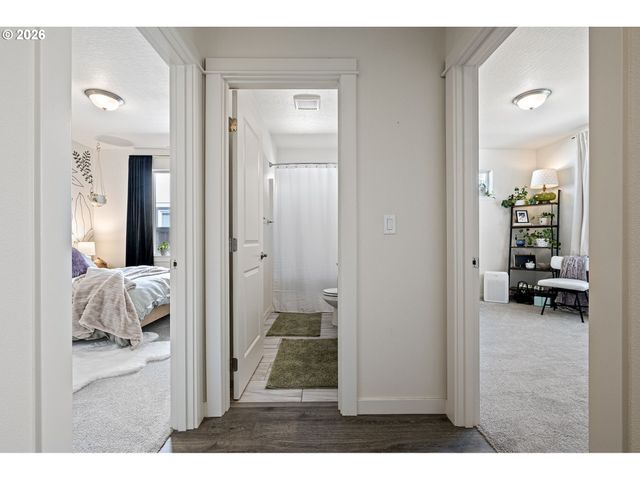 763 S 53RD Pl, Springfield, OR 97478