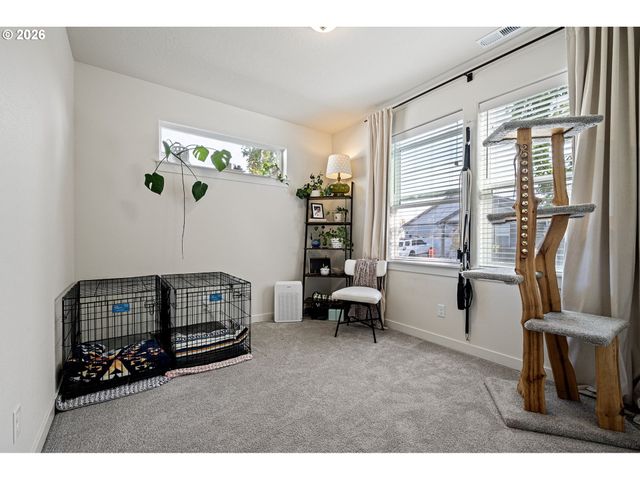 763 S 53RD Pl, Springfield, OR 97478