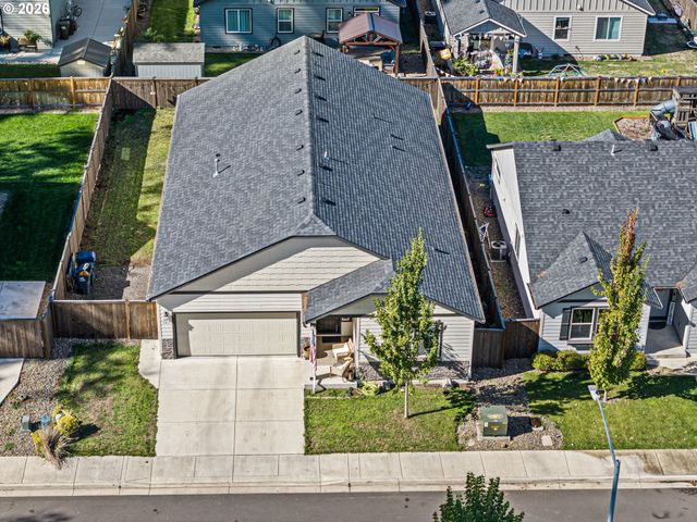 763 S 53RD Pl, Springfield, OR 97478