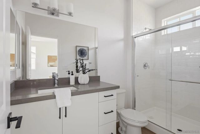 305 Ishaan, San Marcos, CA 92069