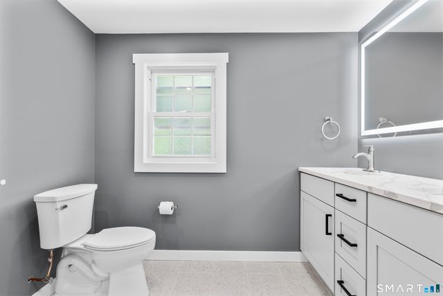 26 George Washington Turnpike, Burlington, CT 06013