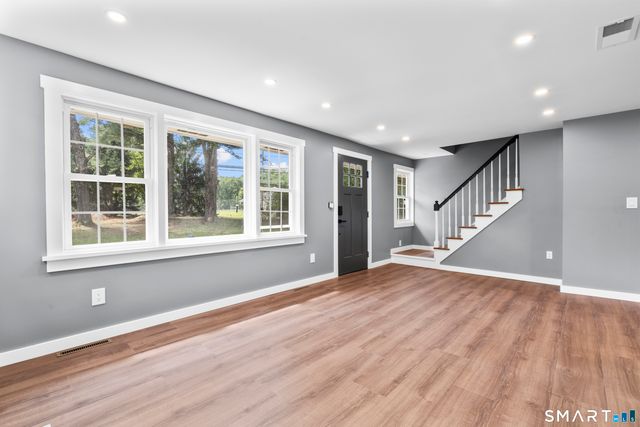 26 George Washington Turnpike, Burlington, CT 06013