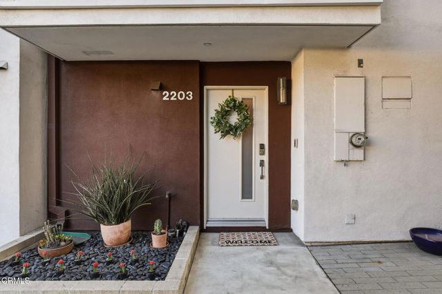 2203 Selig Drive, Los Angeles, CA 90026