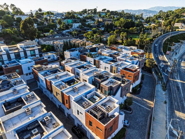 2203 Selig Drive, Los Angeles, CA 90026