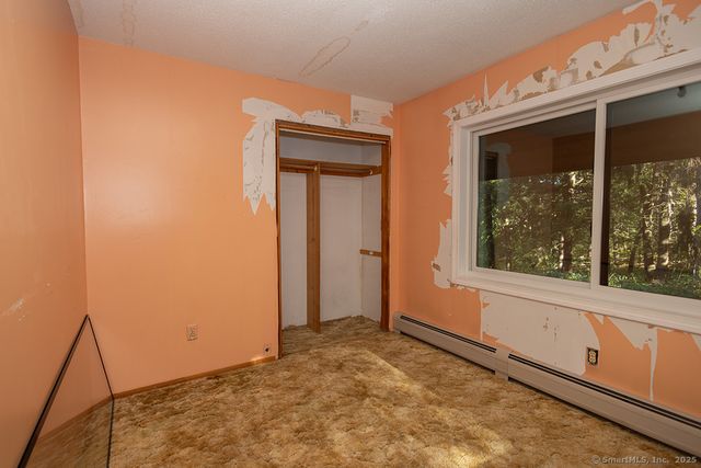 78 South Eagle Street, Plymouth, CT 06786