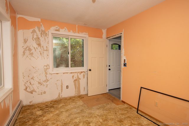 78 South Eagle Street, Plymouth, CT 06786