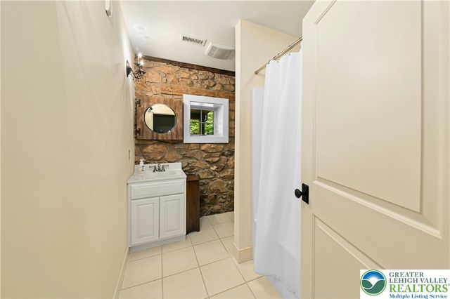 4641 Old Bethlehem PIKE, Upper Saucon Twp, PA 18015