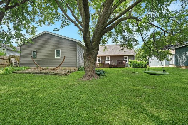 1225 Fleur Drive, Waterloo, IA 50701