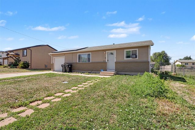 2610 Glenwood Drive, Colorado Springs, CO 80906