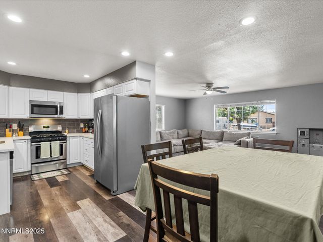 327 Burntwood Street, Fallon, NV 89406