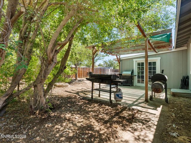 327 Burntwood Street, Fallon, NV 89406