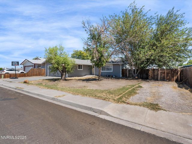327 Burntwood Street, Fallon, NV 89406