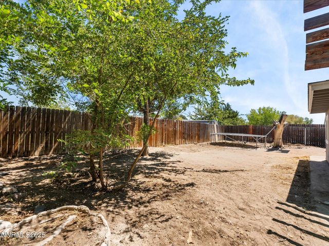 327 Burntwood Street, Fallon, NV 89406