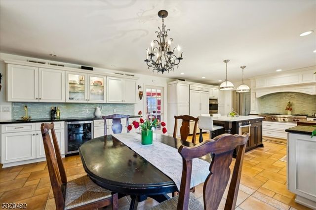 545 JOHNSTON DRIVE, Watchung Boro, NJ 07069