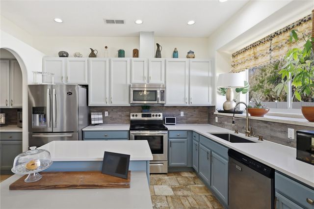 39 WOODHOLLOW LANE, Palm Coast, FL 32164