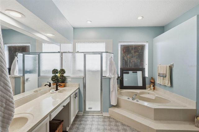 39 WOODHOLLOW LANE, Palm Coast, FL 32164